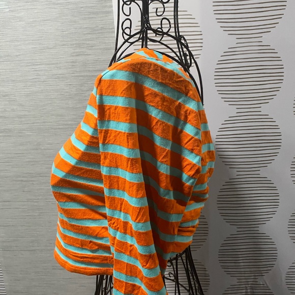 Stripe Crop Top - Picture 2 of 3